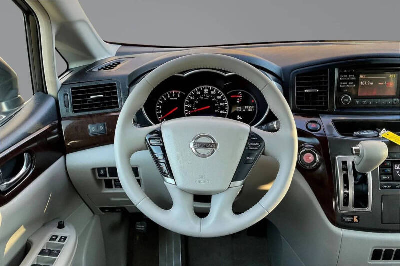 2013 Nissan Quest