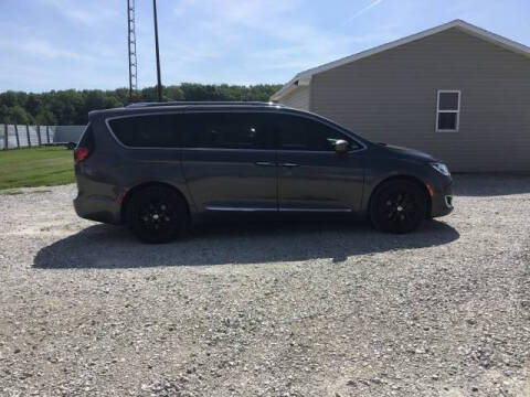 2020 Chrysler Pacifica Touring L