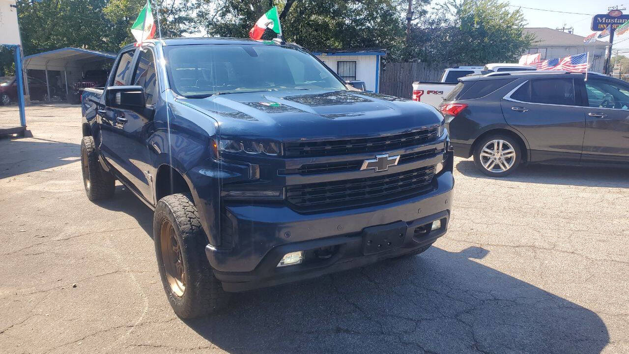 Used Car 2019 Chevrolet Silverado 1500  Rst 4x2 4dr Crew Cab 5.8 Ft. Sb For Sale Under $30,000 In San Antonio, Texas