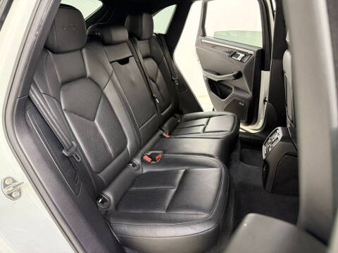 2017 Porsche Macan GTS