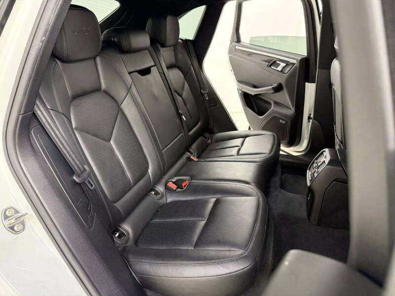 2017 Porsche Macan GTS