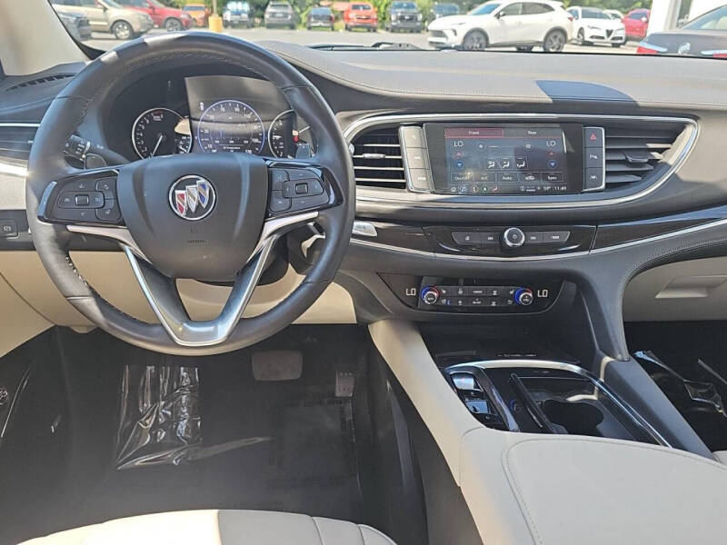 2023 Buick Enclave Premium