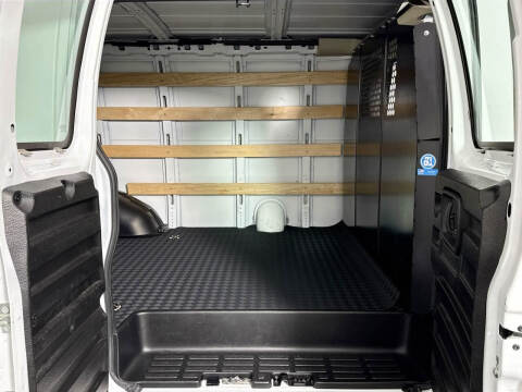 2024 GMC Savana 2500