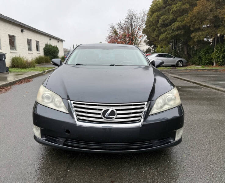 2010 Lexus ES 350 photo 2