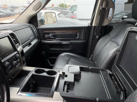 2015 RAM 3500 Laramie