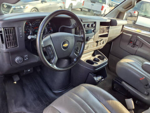 2022 Chevrolet Express LS 3500