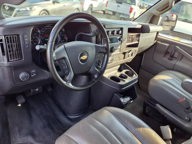 2022 Chevrolet Express LS 3500