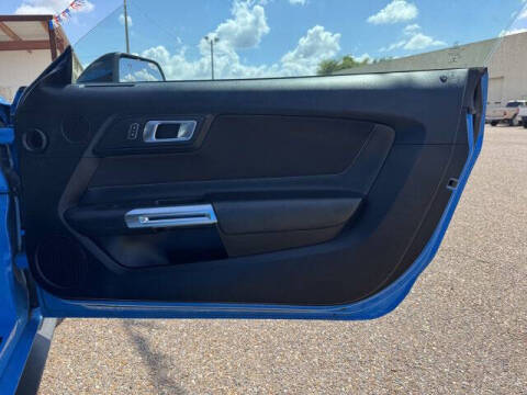 2022 Ford Mustang EcoBoost