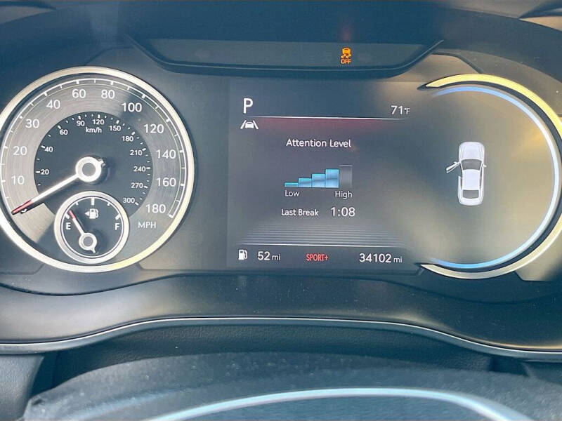 2022 Genesis G70