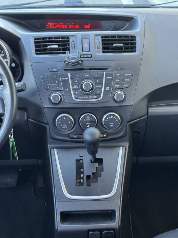 2014 Mazda MAZDA5 Sport