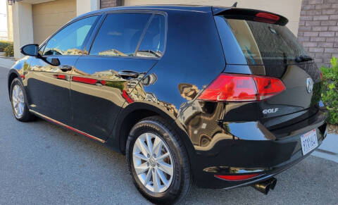 2016 Volkswagen Golf TSI S