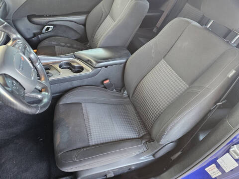 2022 Dodge Challenger SXT