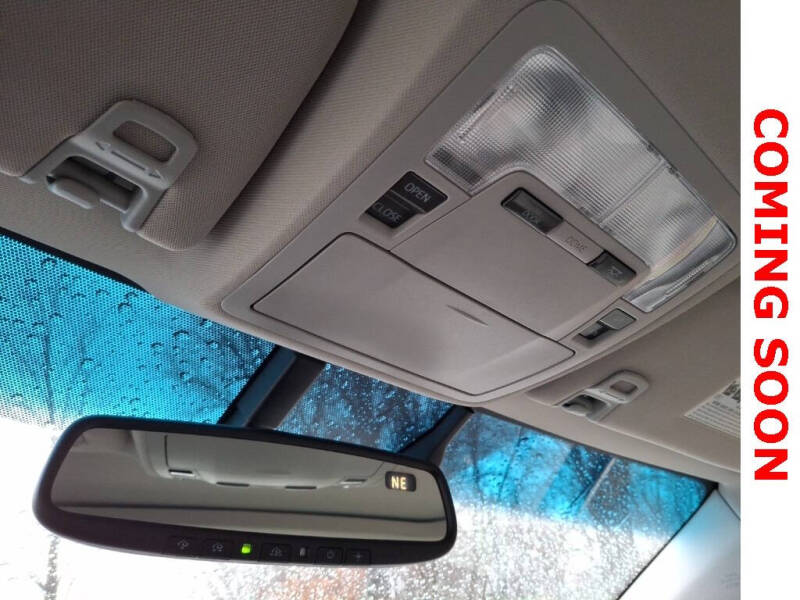 2016 Toyota Avalon Hybrid XLE Premium