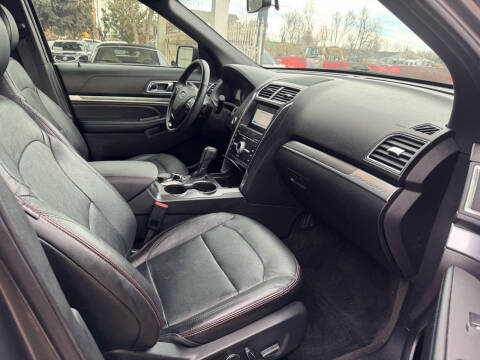 2017 Ford Explorer Sport