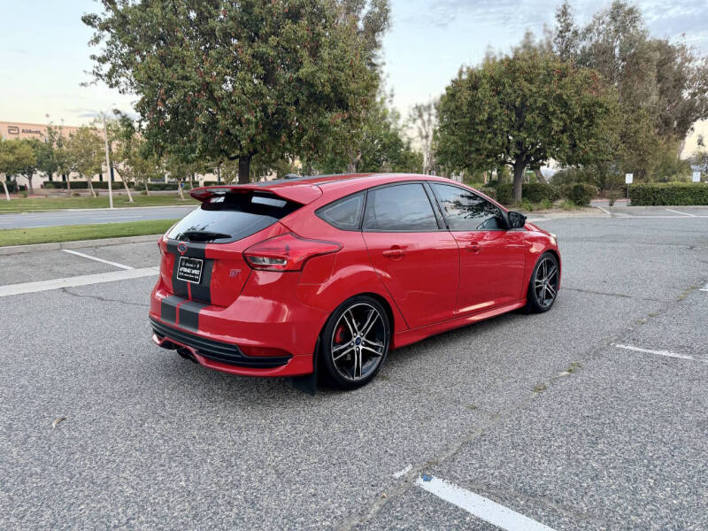 2016 Ford Focus ST