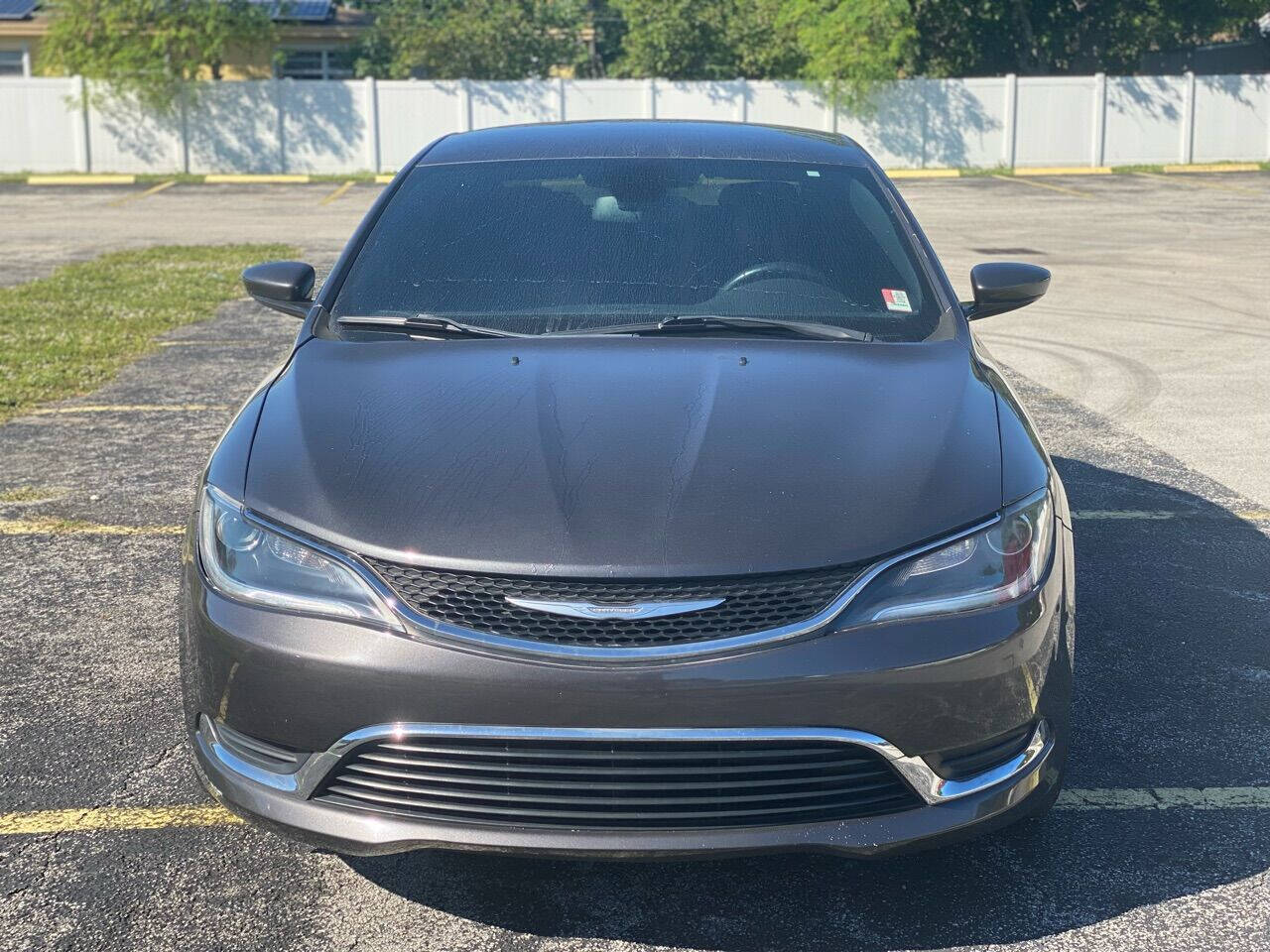 2015 Chrysler 200  - $9,990
