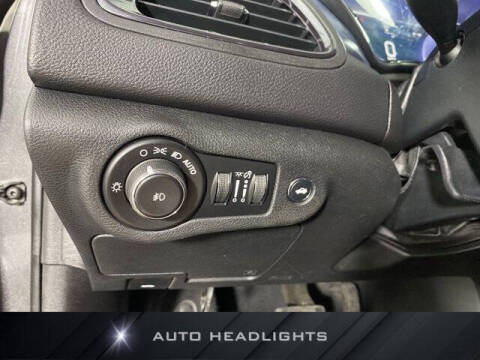 2016 Chrysler 200 S