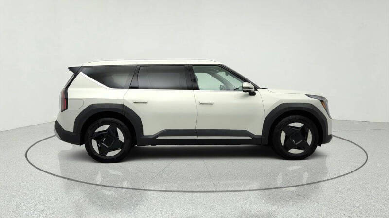2026 Kia EV9 Wind