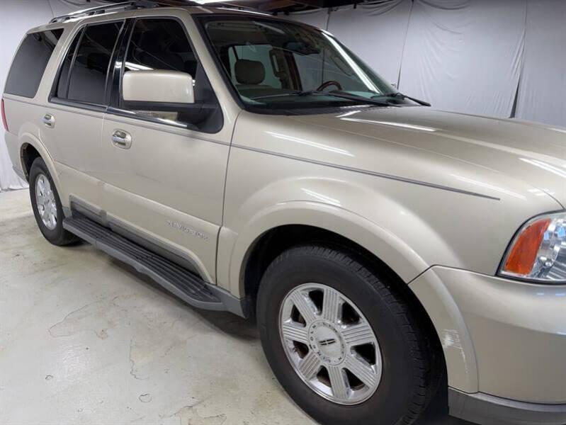 2004 Lincoln Navigator Luxury