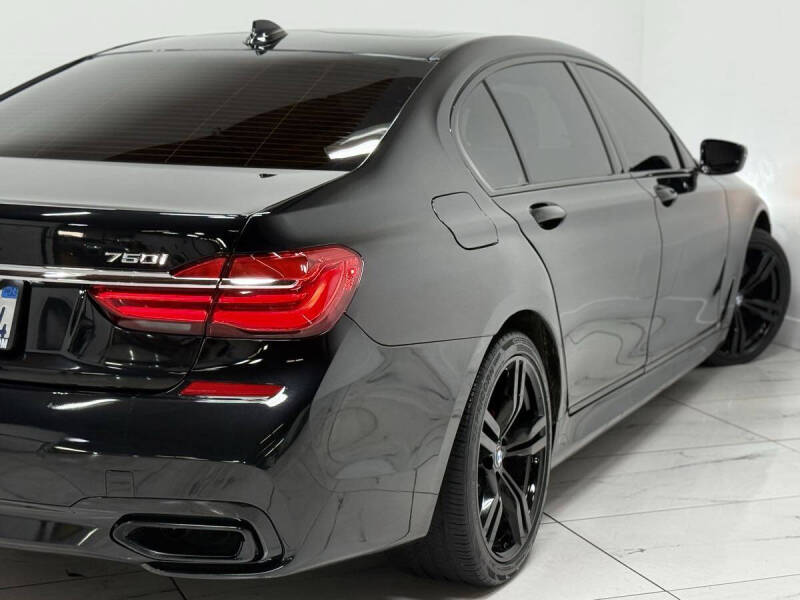 2018 BMW 7 Series 750i