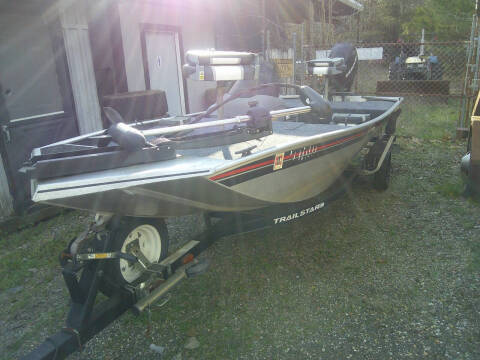 2009 Tracker BASS TRACKER