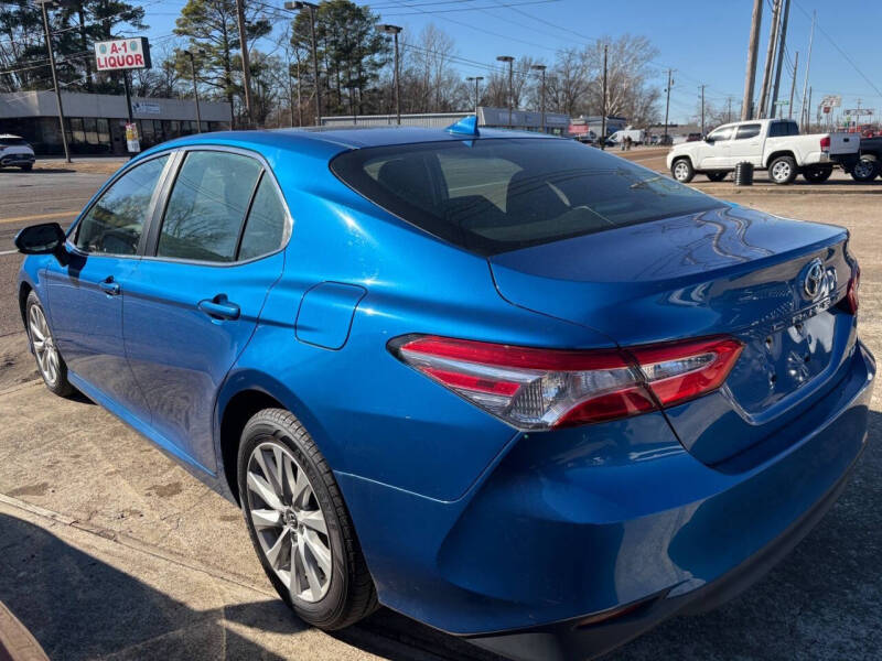 2019 Toyota Camry LE