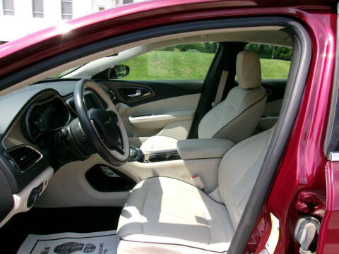 2015 Chrysler 200 C