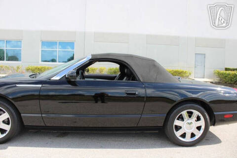 2005 Ford Thunderbird Deluxe