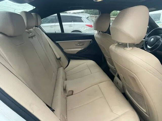 2018 BMW 3 Series 330i xDrive