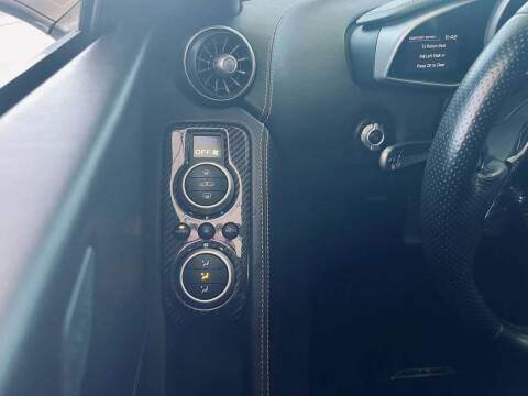 2012 McLaren MP4-12C