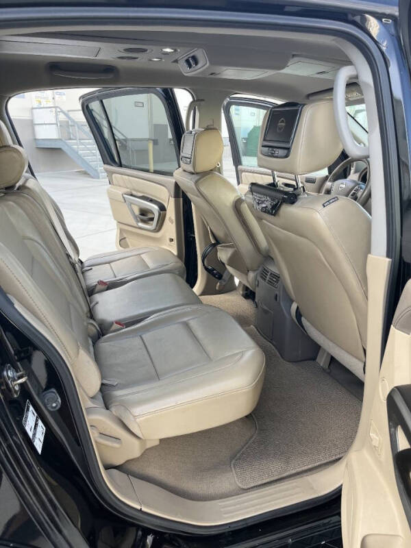 2015 Nissan Armada Platinum