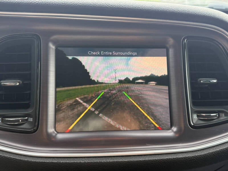 2016 Dodge Challenger 392 HEMI Scat Pack Shaker