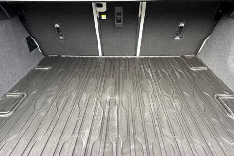 2026 Land Rover Range Rover Velar P250 Dynamic SE