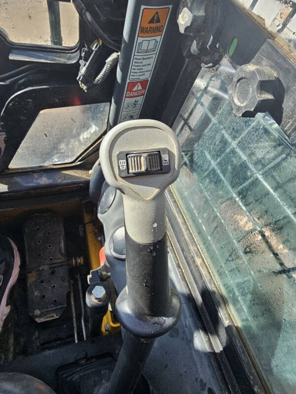 2016 New Holland C238