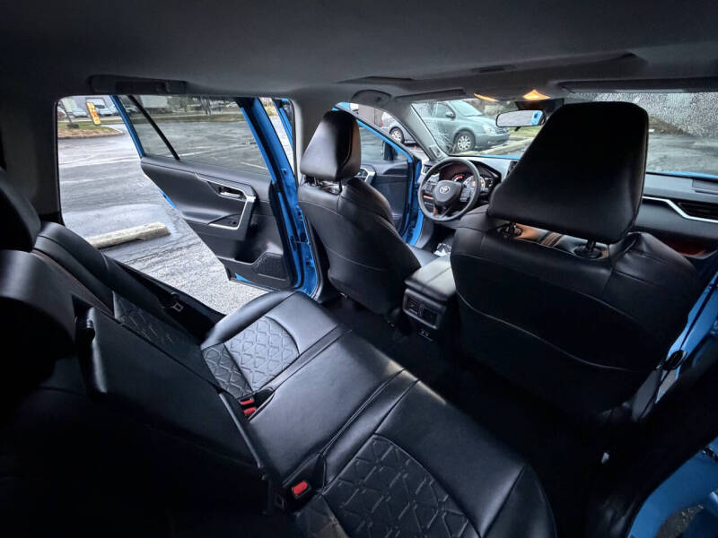 2019 Toyota RAV4 Adventure