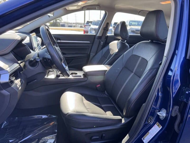 2024 Nissan Altima 2.5 SR