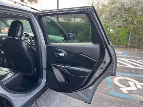 2020 Jeep Cherokee Latitude Plus