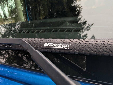 2022 Jeep Gladiator Willys Sport