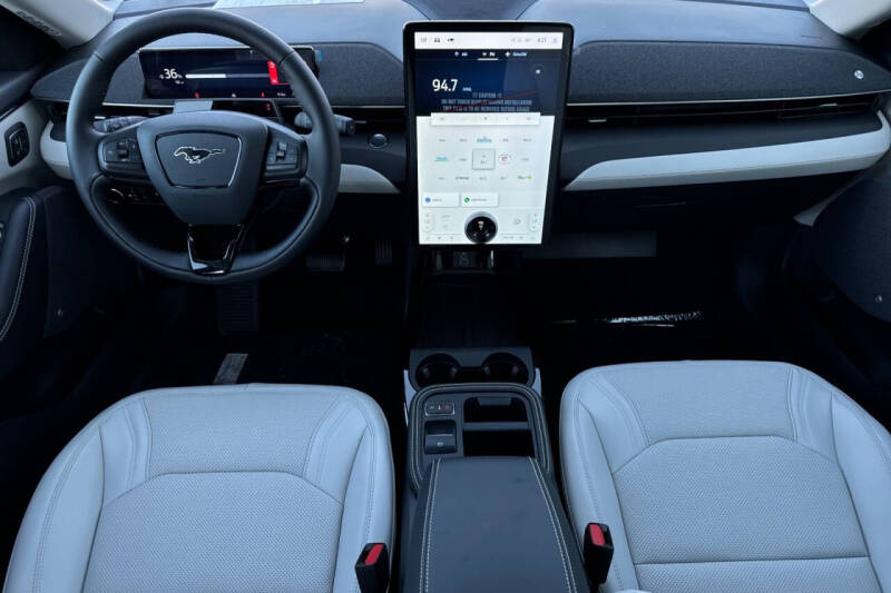 2025 Ford Mustang Mach-E Premium