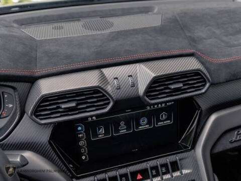 2023 Lamborghini Urus Performante