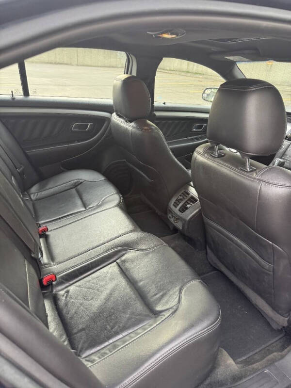 2016 Ford Taurus SEL