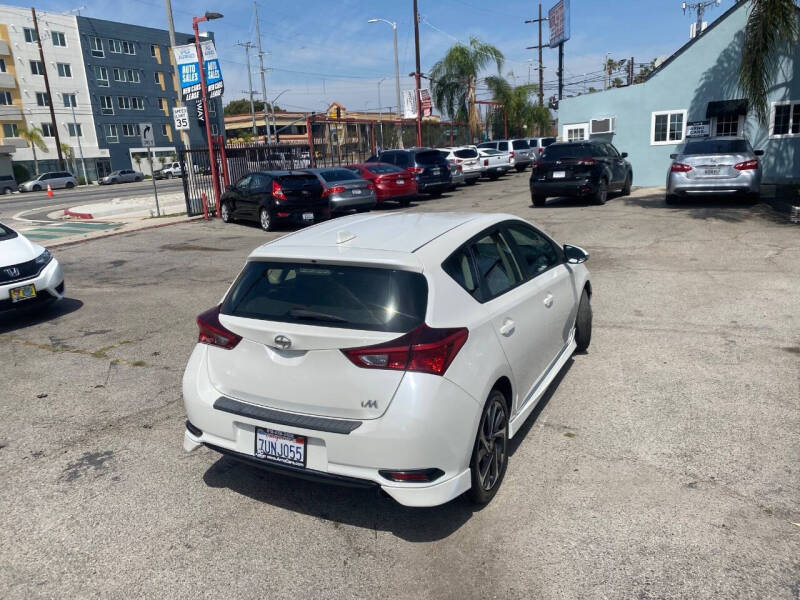 2016 Scion iM