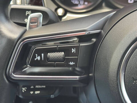 2022 Porsche Macan