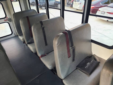 2016 Ford E-Series E-350 SD