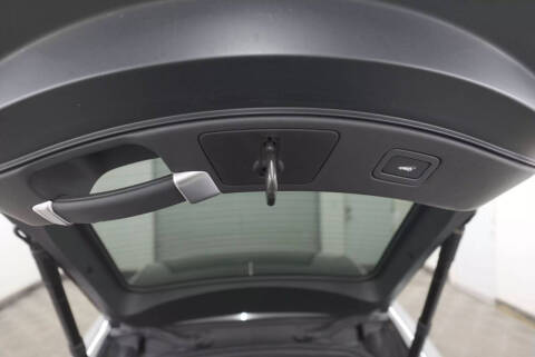 2018 Jaguar F-TYPE R