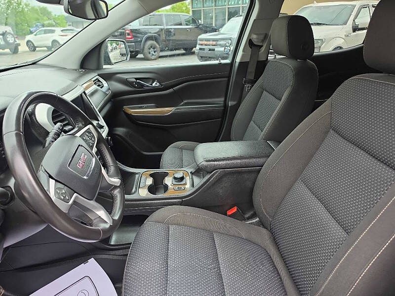2020 GMC Acadia SLE