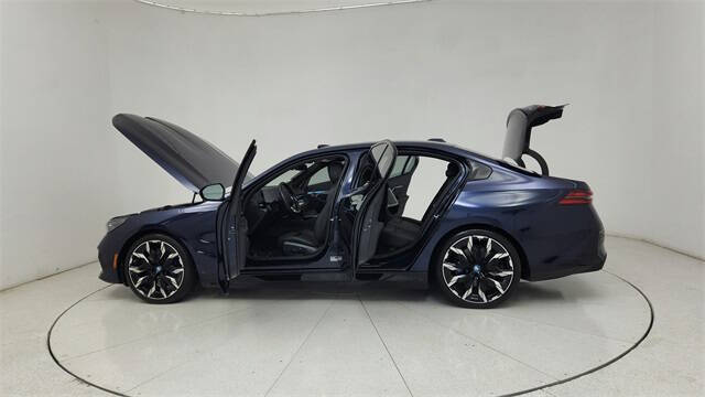 2025 BMW i5 eDrive40