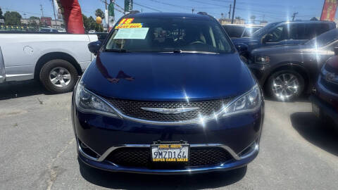 2018 Chrysler Pacifica Touring Plus