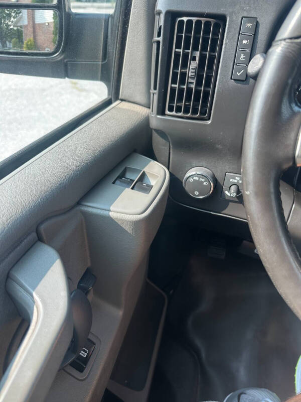 2018 Chevrolet Express 2500
