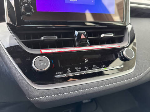 2026 Toyota Corolla Hatchback SE